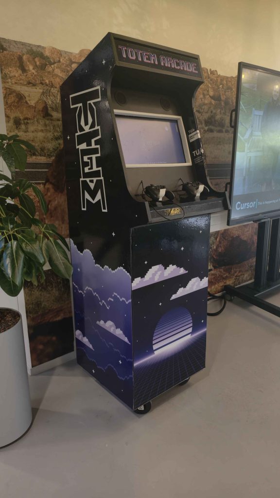 Visiting TU/e: serious games, student energy and collaboration